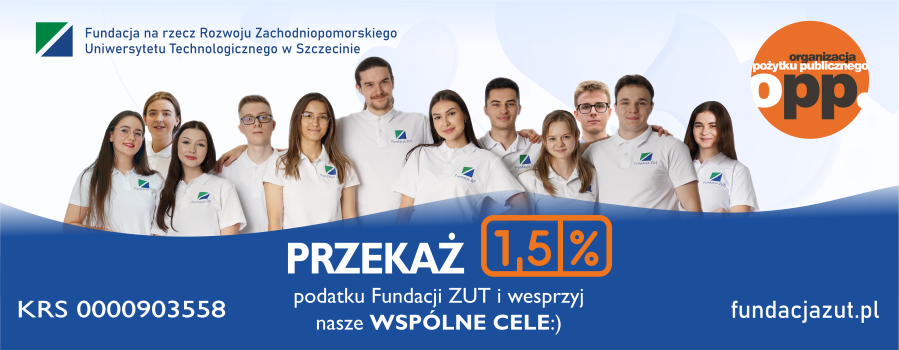 Studenci stojący razem ubrani w białe koszulki z logiem Fundacji